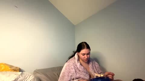 Snapshot of kass4340 chatting on 05.13.26 kass4340 online show from 05.13.26