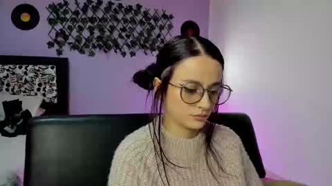 Snapshot of kassandra_james chatting on 12.02.24 kassandra james online show from 12.02.24