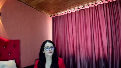 Snapshot of kassandra_james chatting on 12.21.24 kassandra james online show from 12.21.24