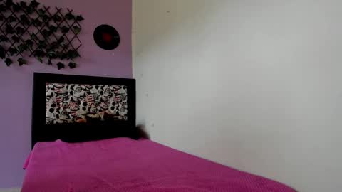 Snapshot of kassandra_james chatting on 03.12.25 kassandra james online show from 03.12.25