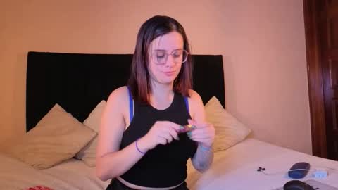 kassandra james online show from 11.30.25