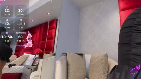 Kasandra Hall online show from 10.28.25