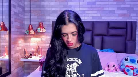 Snapshot of kassandraweked chatting on 12.11.24 Kassandra Weked online show from 12.11.24