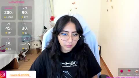 Snapshot of kat_ly_chan chatting on 03.03.25 Kat       online show from 03.03.25