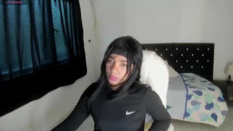 Snapshot of kataleeya_ds chatting on 12.15.25 kataleeya_ds online show from 12.15.25