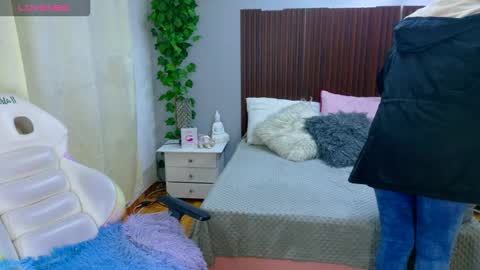 kate online show from 11.20.25