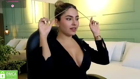 Kat online show from 11.13.25