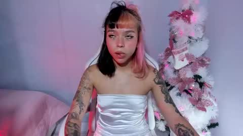 Kata Garcia online show from 12.23.25