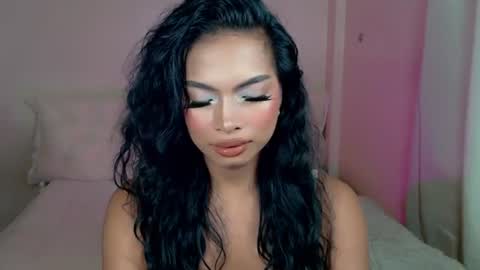 Snapshot of katalina_rouge chatting on 07.06.26 IVY JANE online show from 07.06.26