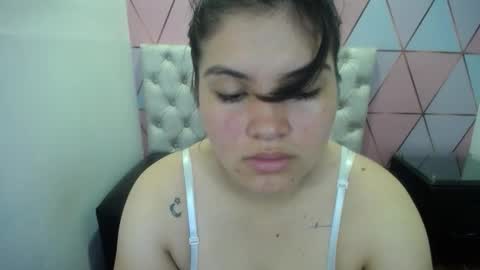 katalina santana25 online show from 12.17.25