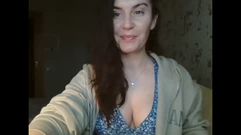 Snapshot of katalinaqe chatting on 11.15.25 KatalinaQE online show from 11.15.25