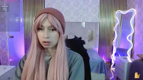 katana_tay online show from 10.23.25