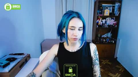Snapshot of katara_a chatting on 12.21.24 Maca online show from 12.21.24