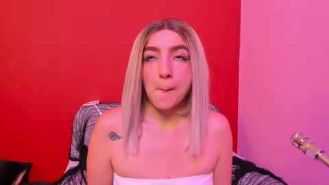 Kate  online show from 10.26.25