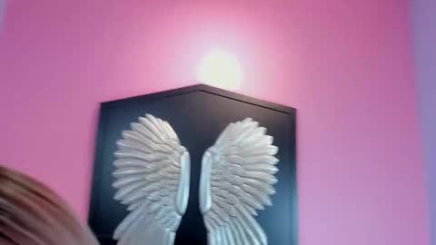 Kate  online show from 12.18.25