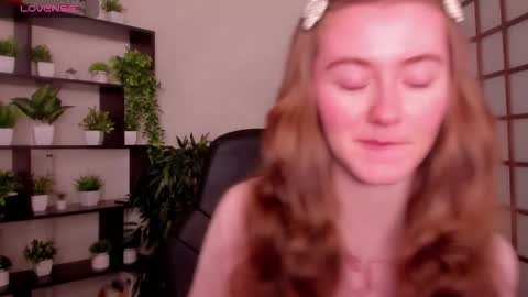 Kate online show from 12.22.25