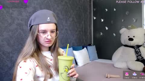 Snapshot of kate_jonson chatting on 02.19.26 .Be kind and gentle with me and I will do my best for you. online show from 02.19.26