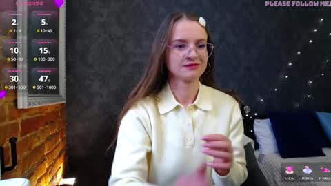 Snapshot of kate_jonson chatting on 03.19.26 .Be kind and gentle with me and I will do my best for you. online show from 03.19.26