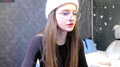 Snapshot of kate_jonson chatting on 03.22.26 .Be kind and gentle with me and I will do my best for you. online show from 03.22.26