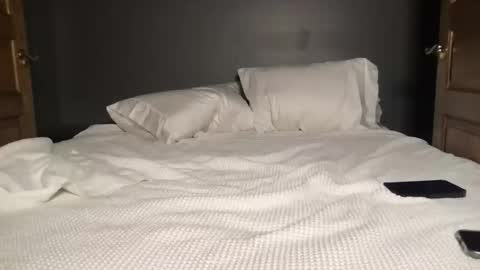 Kate Legend online show from 10.23.25