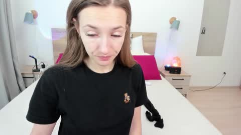 Snapshot of kate_redgar chatting on 02.03.26 kate_redgar online show from 02.03.26