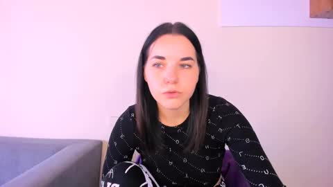 KATE online show from 10.26.25