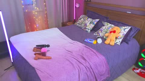 Kate  Sex-House  MILA WAYGMT2 MonTue  0300am-1500am online show from 01.21.25