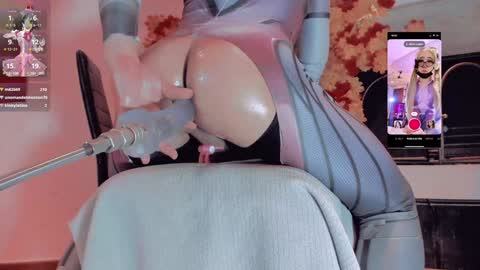 kate the pink girl online show from 12.27.24