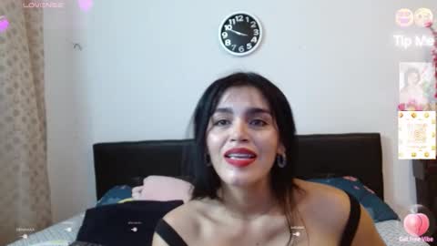 kateangelly online show from 11.19.25
