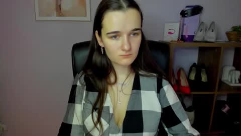 Kate  online show from 12.21.25