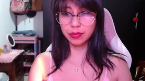 Snapshot of kateeen18 chatting on 07.12.26 Kateeen18 online show from 07.12.26