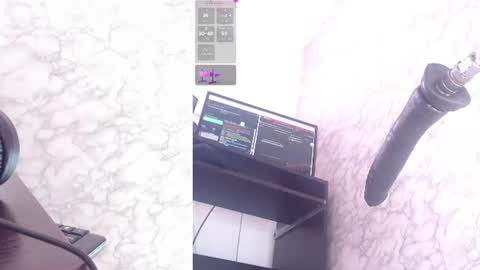Snapshot of katelovings chatting on 06.20.26 katelovings online show from 06.20.26