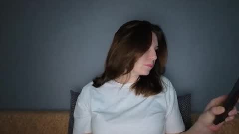 KateMorana online show from 11.25.25