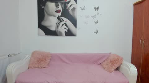 Anna online show from 01.17.25