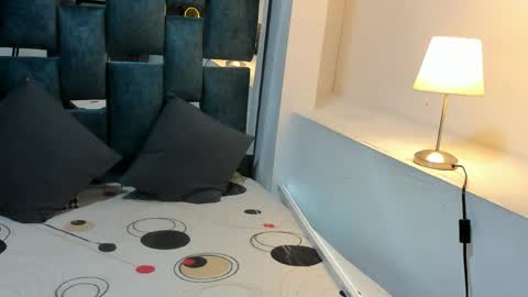 Katerosse2  online show from 04.18.26