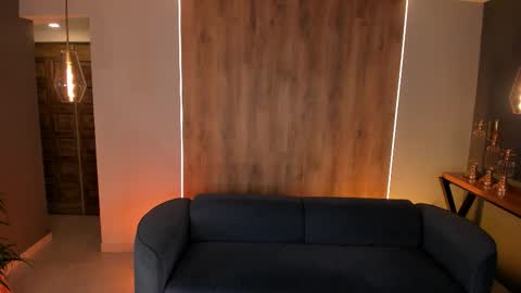 K A T E  online show from 02.09.26