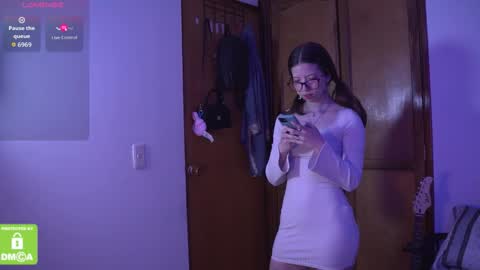 Katerine online show from 11.05.25