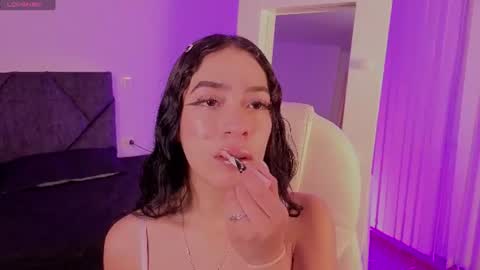 Snapshot of katherine_rosse01 chatting on 06.30.26 katherine rosse01 online show from 06.30.26