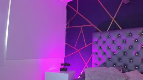Snapshot of katherinee_scott chatting on 06.02.26 your kathe online show from 06.02.26