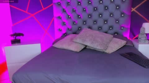 Snapshot of katherinee_scott chatting on 06.06.26 your kathe online show from 06.06.26