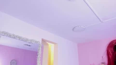 Snapshot of kathia_saenz chatting on 02.28.25 Kathia  online show from 02.28.25