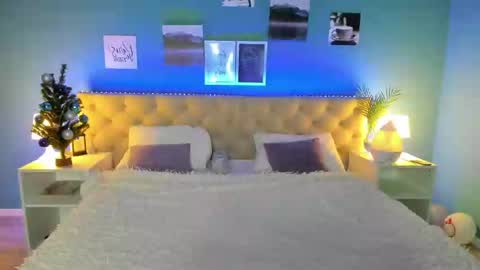 Snapshot of kathleendean chatting on 12.21.24 Kathleen GTM 3 400-1000 Mon Wed Wed Sat Sun online show from 12.21.24