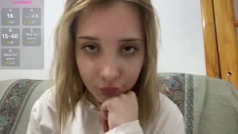 Snapshot of kathrinekiening chatting on 06.11.26 Jessie online show from 06.11.26