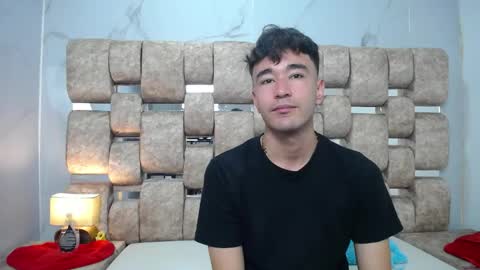 Snapshot of kathyaiden chatting on 04.22.26 Kaht y Aiden online show from 04.22.26