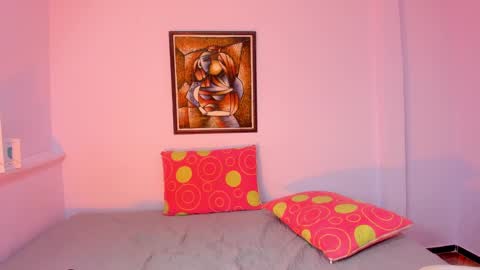 Khaterine online show from 02.25.25