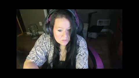 Katie online show from 02.04.25