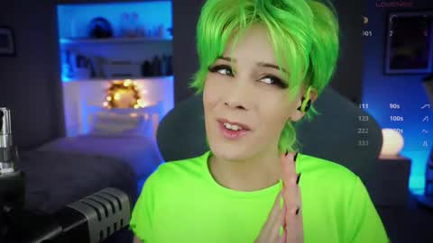 Snapshot of katie_cutie_ts chatting on 09.21.25 Katie online show from 09.21.25