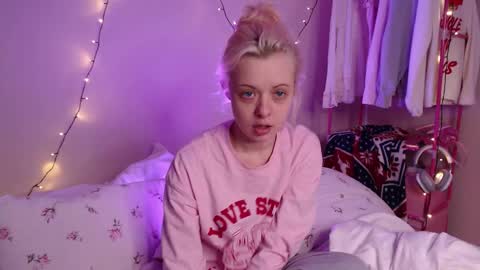 Katie Deville online show from 01.18.26