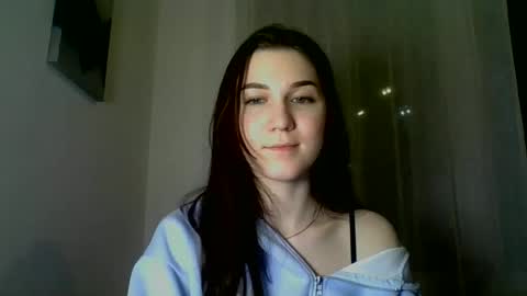 katie_foxi online show from 01.31.25