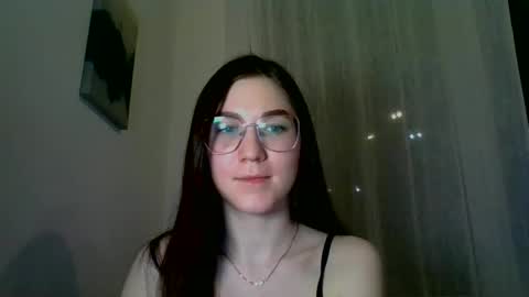 katie_foxi online show from 02.23.25